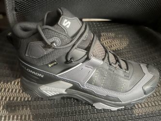 Salomon Gore-Tex Mid Hiking Boot - 8.5
