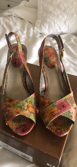 Audrey brooks heels Like New  