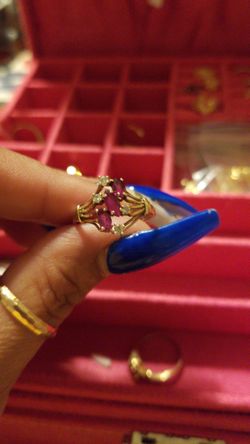 Gold 10k ring size 8