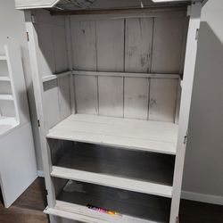 Free Wood Wardrobe