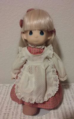 VINTAGE 'PRECIOUS MOMENTS' COLLECTIBLE DOLLS WITH STAND