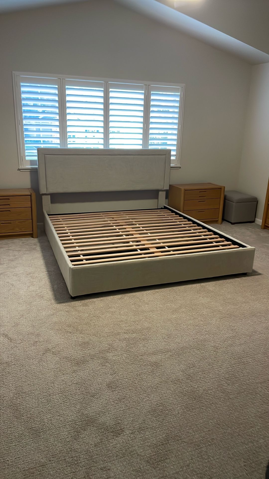 Pottery Barn Elliot Square Upholstered California King Bed With Storage Drawer