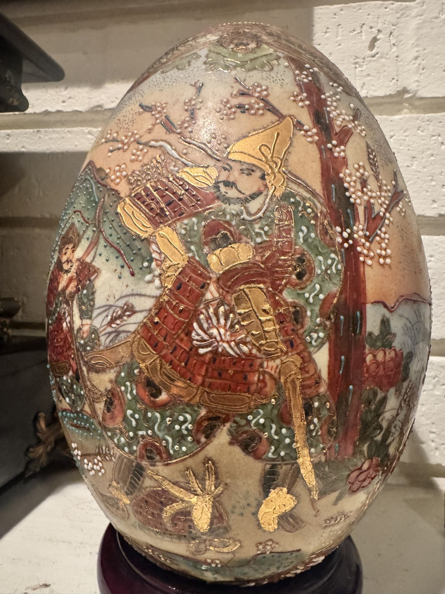 vintage Japanese Satsuma porcelain egg. 