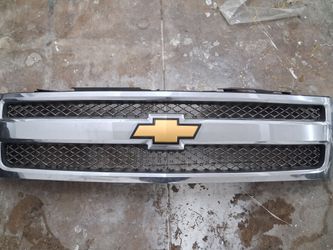 Chevrolet Silverado Chrome Grill