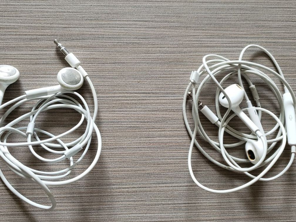 6 Headphones