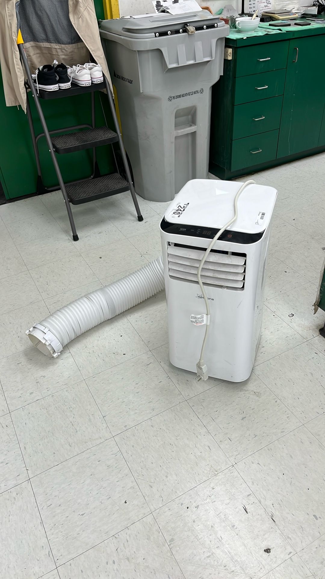 Seasons 10k VTU Portable Air Conditioner