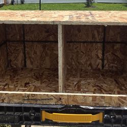 Chicken 4 Hole Nesting Box
