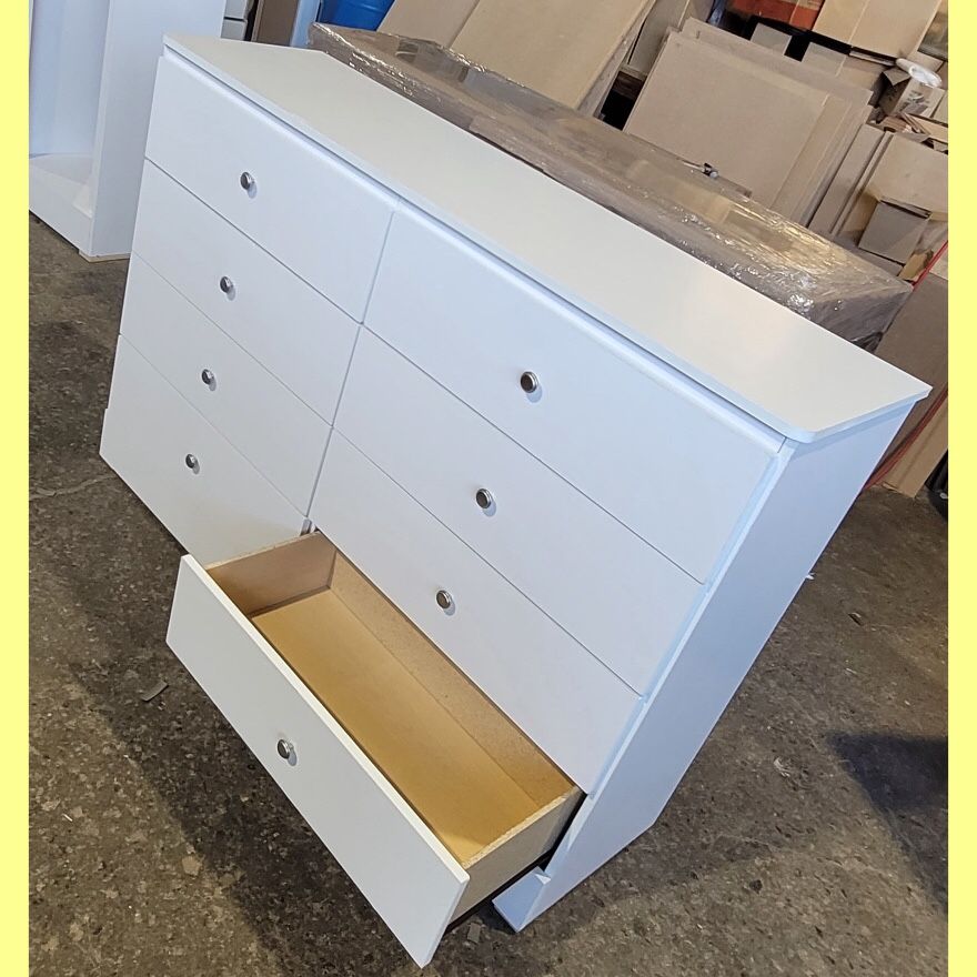 8 Drawer Dresser