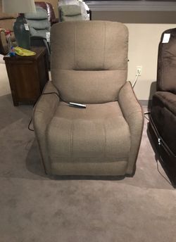 Reclining massage And lift chair