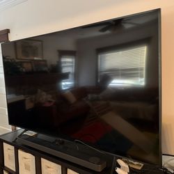 82” Samsung Smart TV 4k