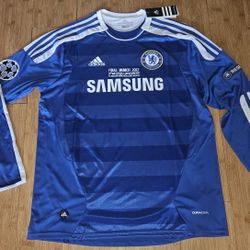2012 Chelsea fc retro jersey home blue long sleeve DROGBA #11 adult size 

Comes with embroidered final Munich 2012 Bayern Munich vs Chelsea fc & cham