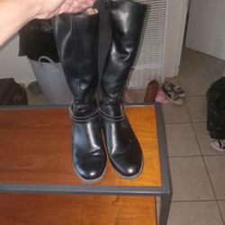 Women's Black Tall Boots With Buckle Size 10