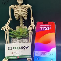 Halloween Sale! iPhone 15 Pro AT&T 128GB - Natural