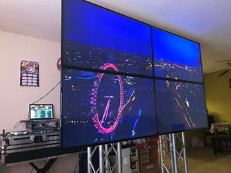 INSIGNIA 55 LED TV