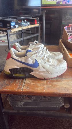 Nike Air Max Excee White Size 9.5