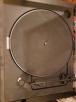 Vintage, Marantz Turntable with Audiotechnica needle