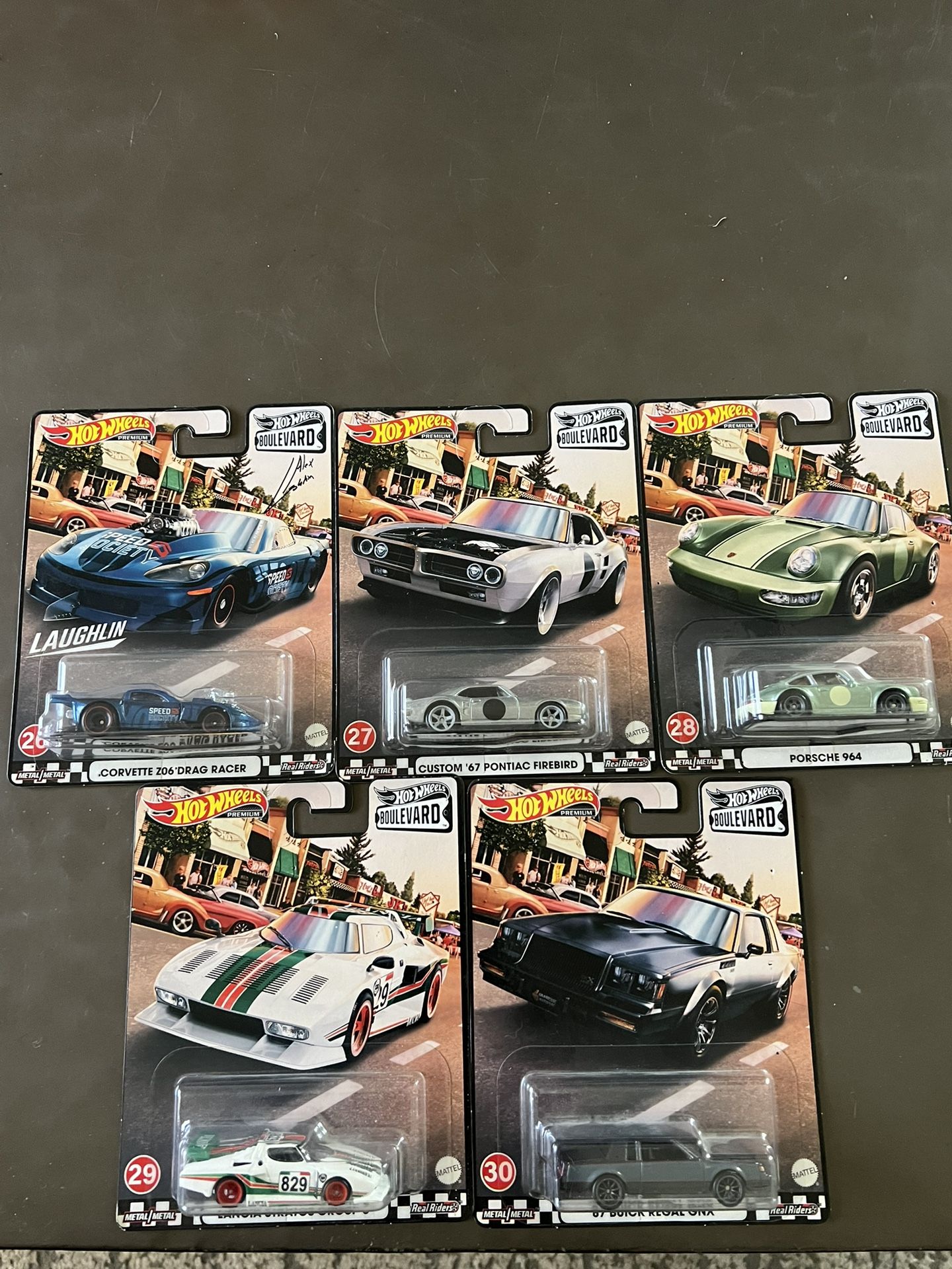 Hot Wheels Set Blvd 5 Pieces 