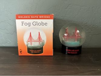 GOLDEN GATE BRIDGE Fog Globe. San Francisco. New In Box. Great Collectible.