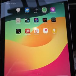 Ipad 6 like new unlocked