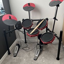 Alesis NITRO MAX 8-Piece Electronic Drum Set