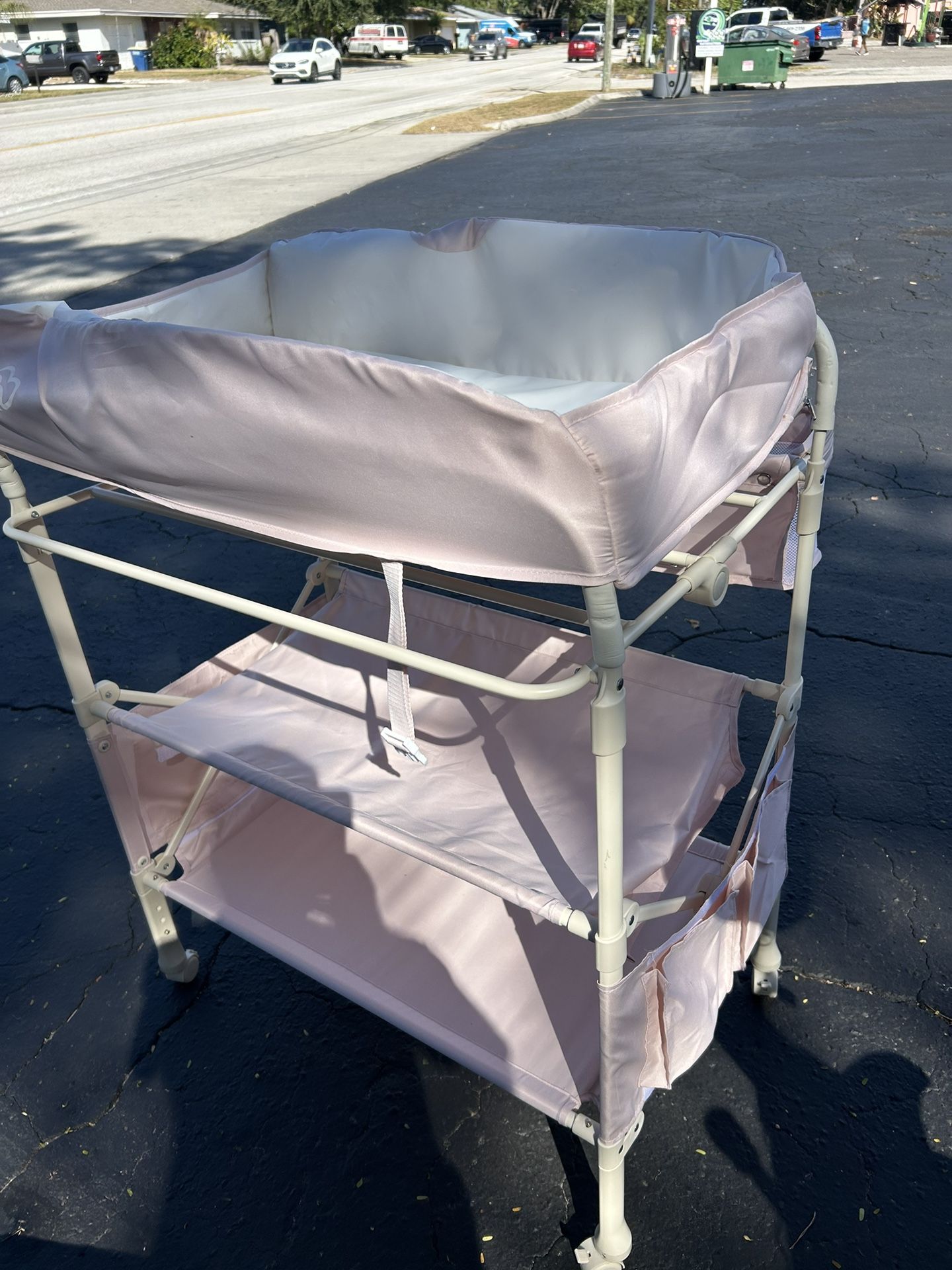 Brand-new baby changing table