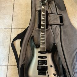 Jackson JS34 DKA (Mint) W/ Hardshell Case 