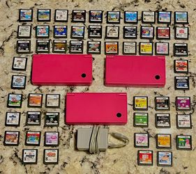 Nintendo ds dsi lite pink with stylus and charger plus 3 games $99