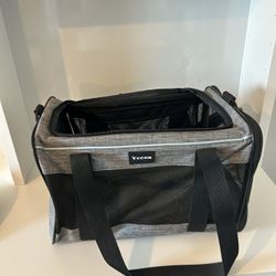 Cat/dog Carrier 