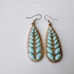 vintage gold tone turquoise leaf earrings 2 1/2 inches