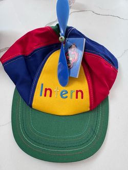 Intern hat