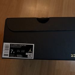 AIR JORDAN 13 RETRO (GS) Size 7Y
