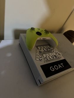 Xbox One With A Controller