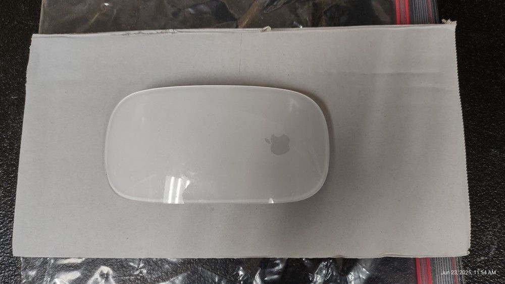 Apple Magic Mouse
