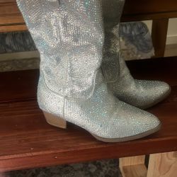 Girls Boots