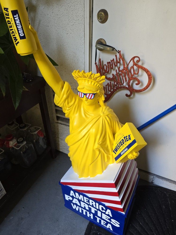 Statue Of LiberTea- Twisted TEA OBO