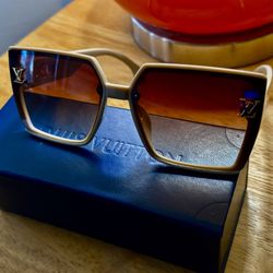 Designer (Coffee/Cream or Black/Gold) Acetate Monogram Multicolor Unisex Sunglasses Z2709W New with Case