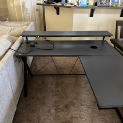 L Shaped Desk 
