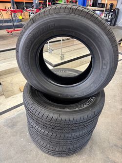 Bridgestone Dueler H/T Tires – 245/75R17