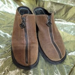 Donald J. Pliner Clogs