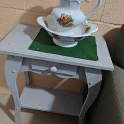 Corner Table With Japanese Pot