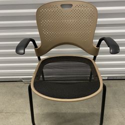 Herman Miller Caper Rolling Conference/Stacking /Guest /Office Chair