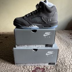 JORDAN 5 WOLF GREY 