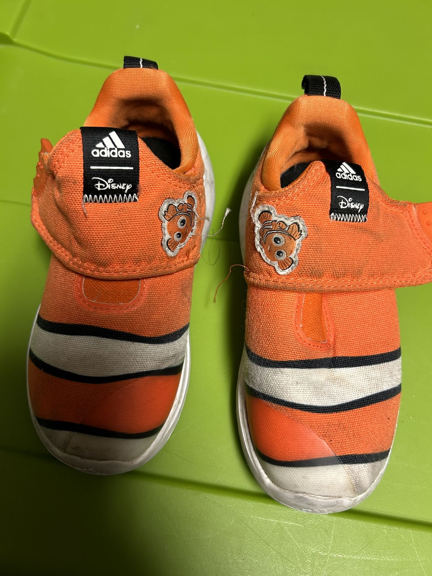 Limited Edition Disney Pixar Adidas Finding Nemo Clownfish Shoes Sneakers Trainers