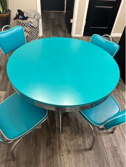 Retro Turquoise Diner Table & 4 Chairs – Excellent Condition