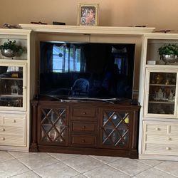 White/Beige TV Stand With Several Compartments And Drawers
