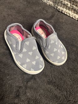 Carters Baby girl Size 5