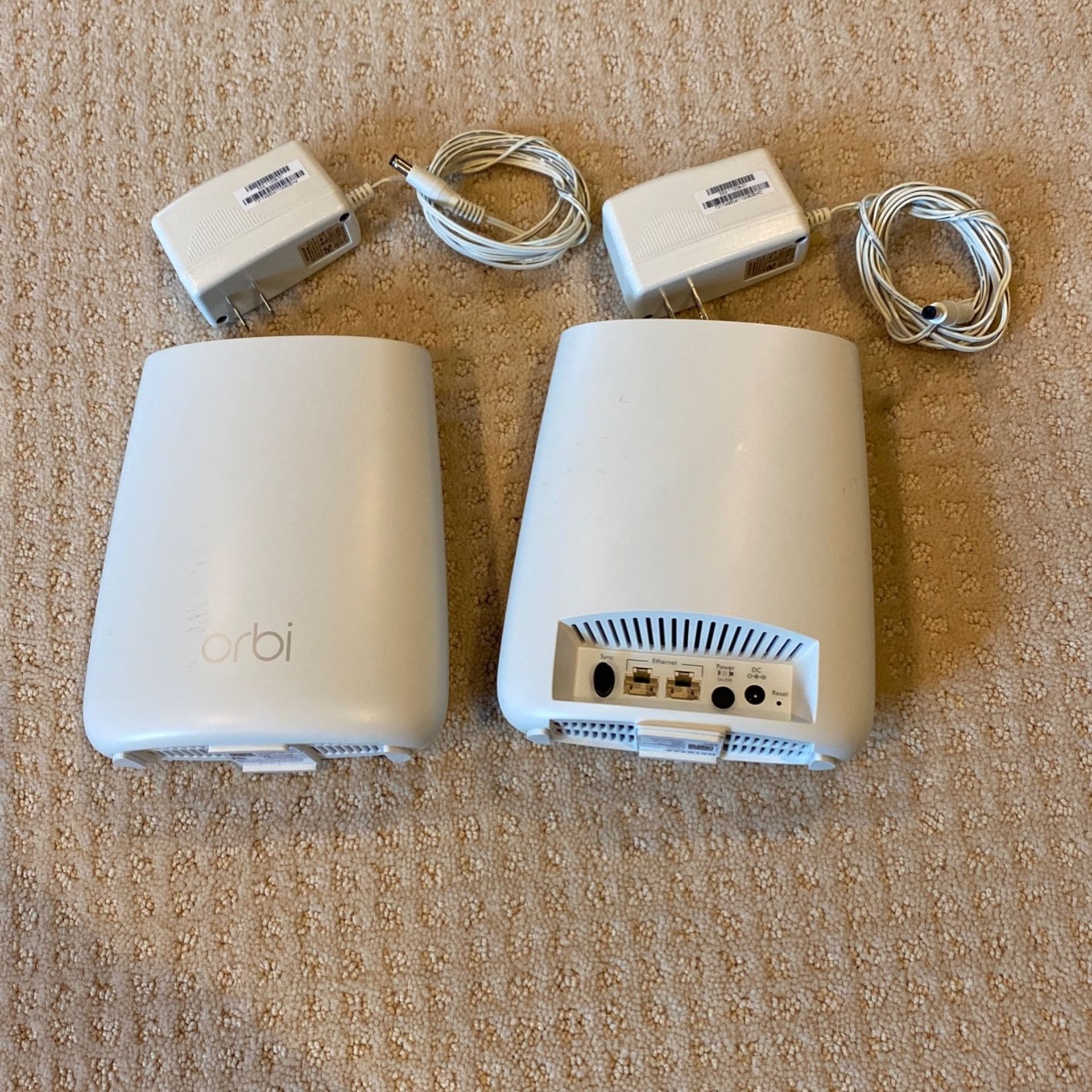 Orbi Router And Satellite . RBR20 Model