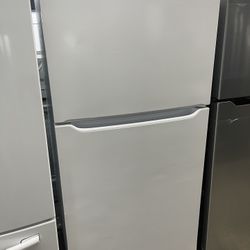 Frigidaire Top And Bottom In White New Open Box