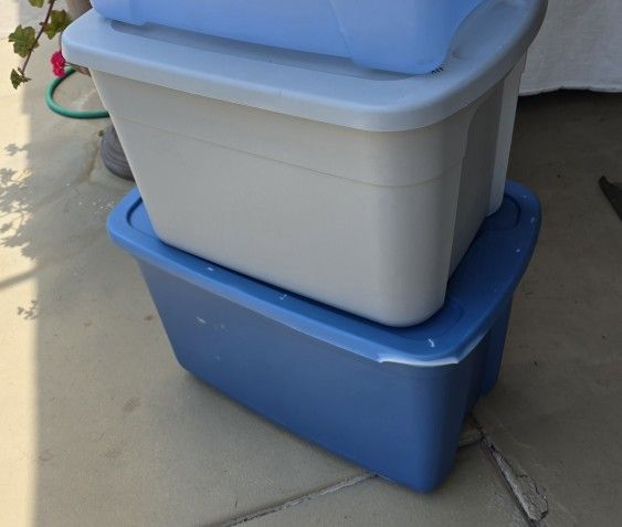 Large Storage Containers - 2 Left