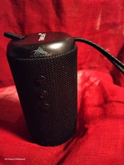 High Sierra Travelers Portable Bluetooth Speaker